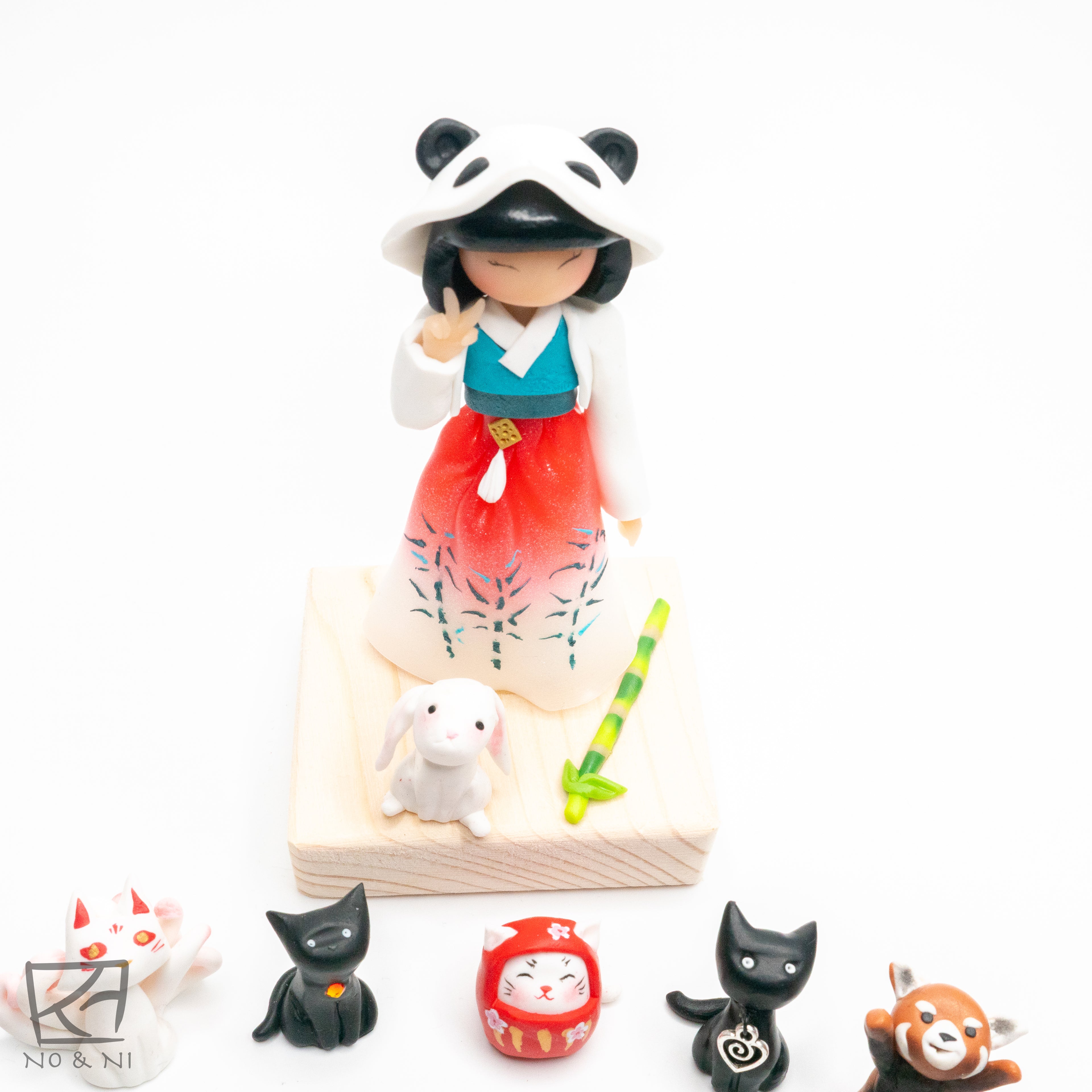 Figurine